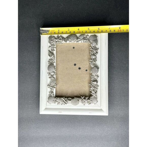 Seashell Pewter Silver Rustic Distressed Wood White Picture Frame 4x6 Photo - Picture 5 of 6
